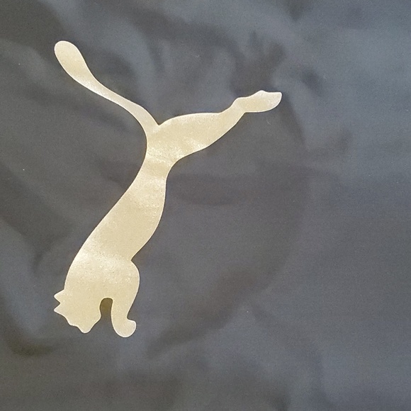 cropped active top - Picture 2 of 6